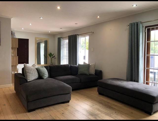 3 BEDROOM HOUSE FOR SALE IN LANSDOWNE